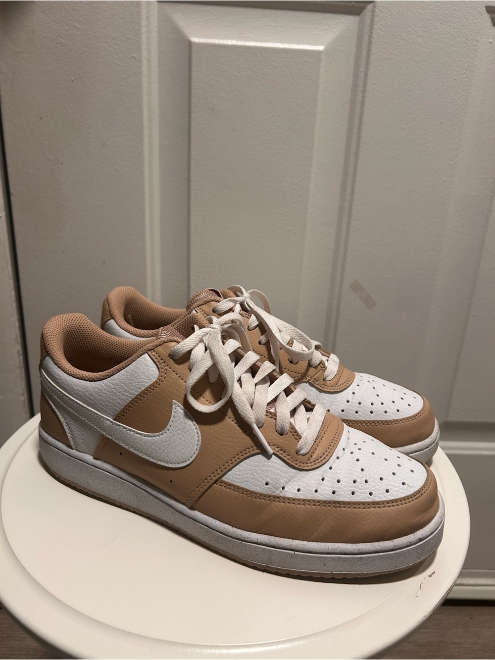 Nike Low-Top Sneakers in White and Tan